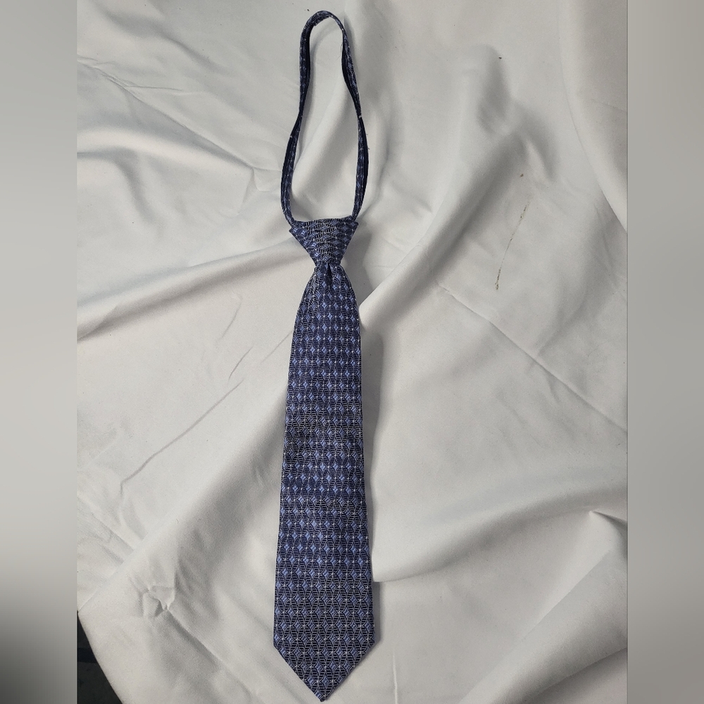 Canterbury zip tie - Picture 1 of 3